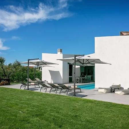 Modern Ruzic With Pool Near Porec Villa *